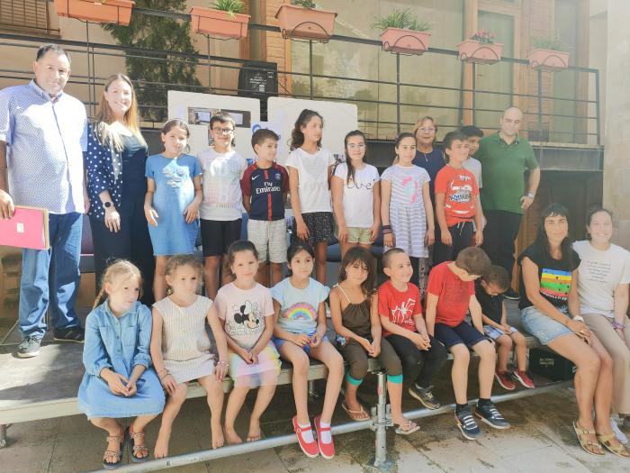 Los niños y niñas han expuesto el proyecto al alcalde de la localidad y a la consejera