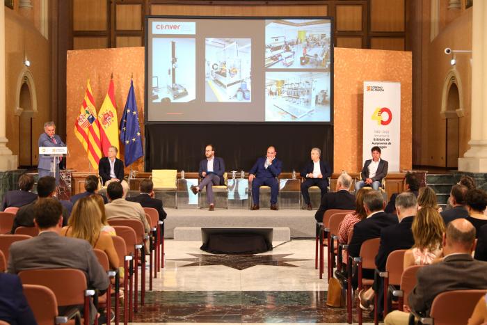 Aliaga asiste a la presentación de las Ayudas a la Industria de la Automoción de Aragón
