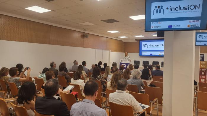 Gastón inaugura la jornada de AREI de sensibilización empresarial en CEOE Aragón