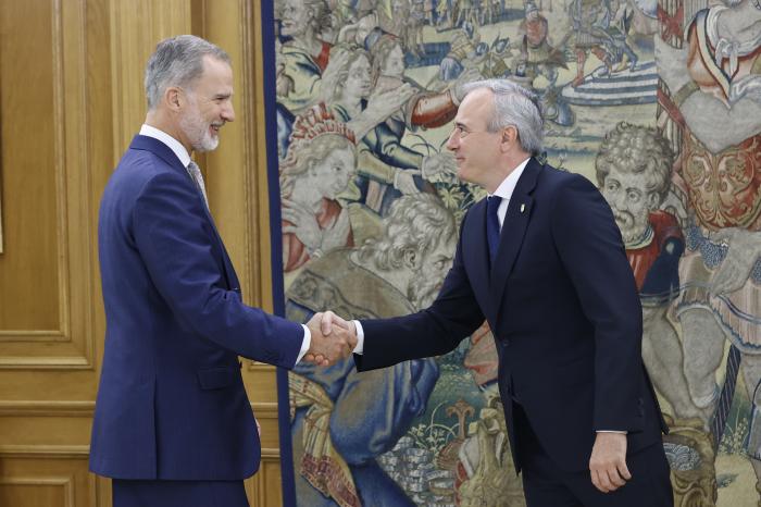 Felipe VI ha recibido este miércoles a Jorge Azcón en La Zarzuela.