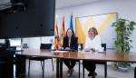 La consejera Carmen Susín y la DG de Inclusión Social y Voluntariado, María Charte, en un momento de la reunión