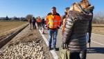 Soro visita en Gallur las obras de reparación de los desperfectos provocados en la carretera tras la crecida extraordinaria del Ebro