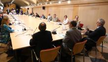 El Presidente de Aragón se reúne con representantes de las Comunidades de Regantes