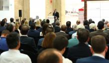 Lambán participa en la asamblea general de la Asociación de Empresa Familiar de Aragón