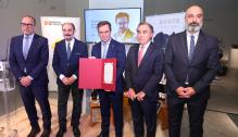 Javier Sierra recibe el Premio de las Letras Aragonesas