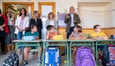 Inicio del curso escolar. El presidente de Aragón y la consejera de Educación inauguran el curso escolar en el colegio Pintor Pradilla de Villanueva de Gállego.