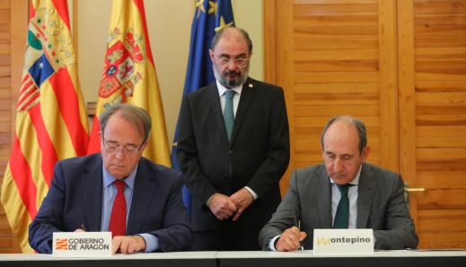 Firma acuerdo venta solar de la antigua Universidad Laboral a Montepino