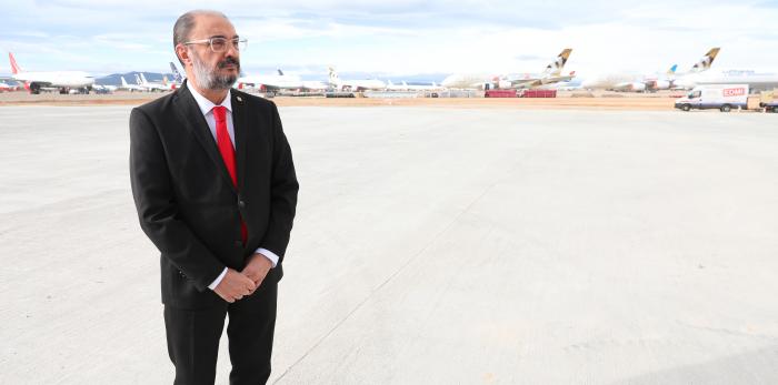 El Presidente de Aragón ha felicitado el año desde el aeropuerto de Teruel, provincia que es símbolo del éxito colectivo del autogobierno