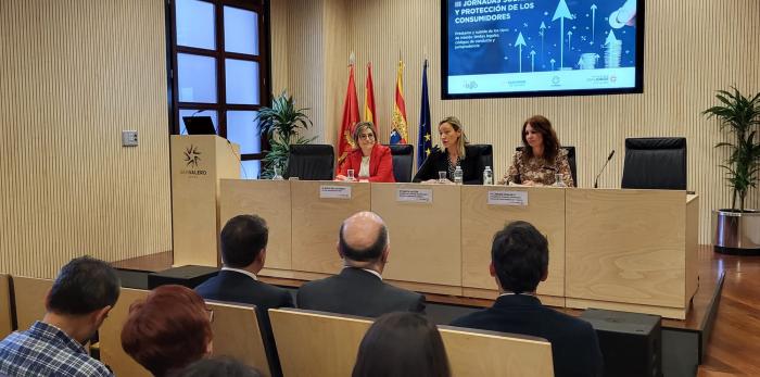Marta Gastón en la clausura de las III Jornadas sobre Préstamo y Protección de los Consumidores