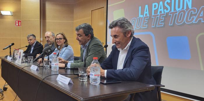 Presentación de la etapa de La Vuelta a España que discurrirá por la comarca de Gúdar-Javalambre