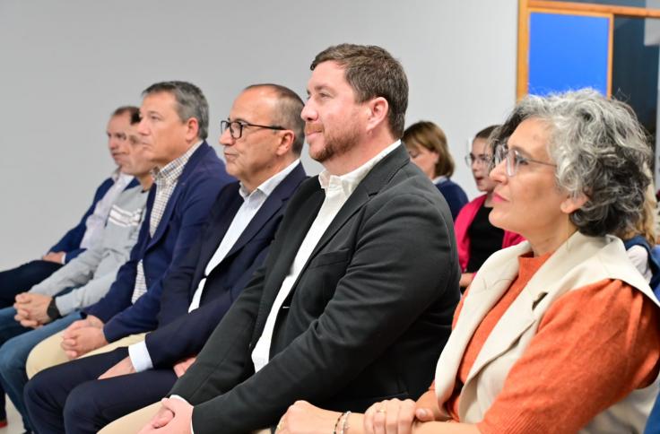 Isabel Arbués, Gonzalo Romero, Felipe Faci, Alcalde Ricla, director del colegio