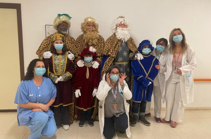 Visita de los Reyes Magos al Hospital Infantil