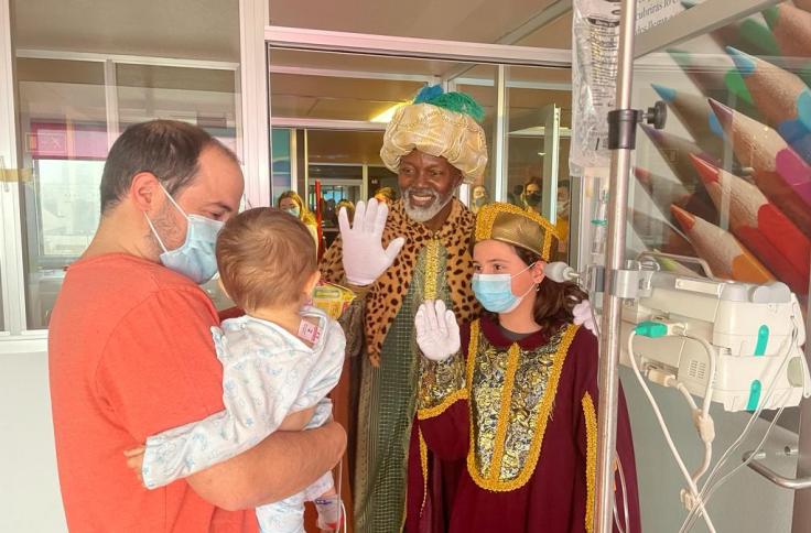 Visita de los Reyes Magos al Hospital Infantil
