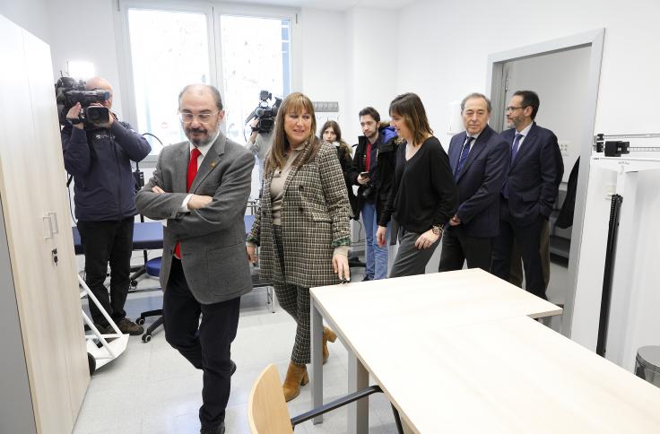 El Presidente de Aragón visita el centro de salud del Barrio Jesús