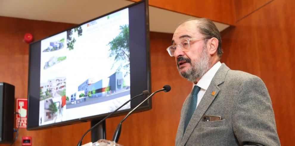El Presidente Lambán presenta el proyecto del complejo residencial Luis Buñuel de Teruel