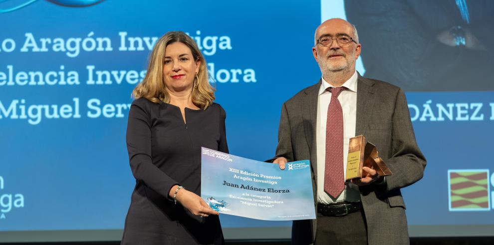 Gala de entrega de los XIII Premios Aragón Investiga. Claudia Pérez Forniés