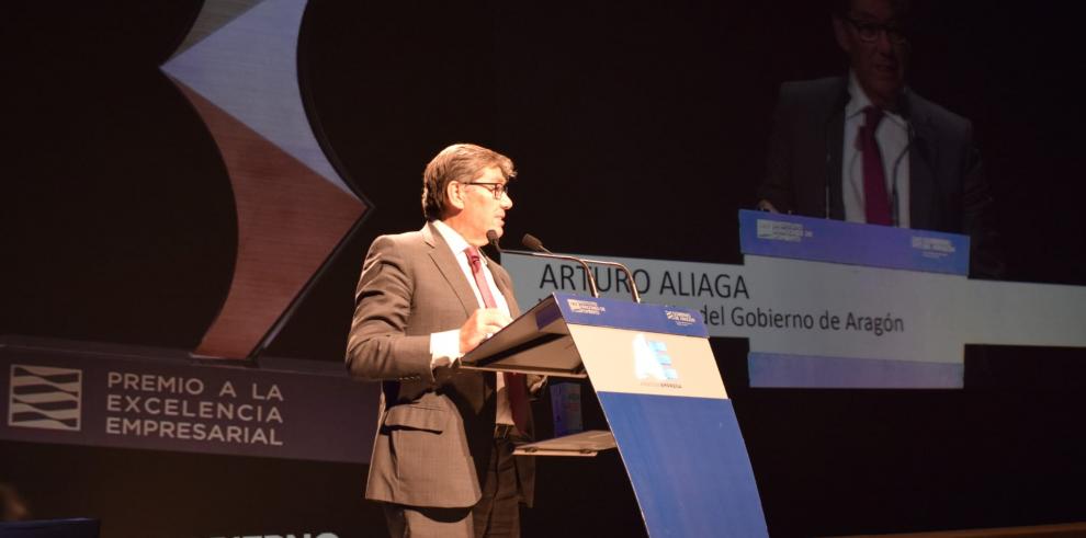 Aliaga destaca en el Foro de la Excelencia “el papel de las empresas en la sociedad aragonesa”