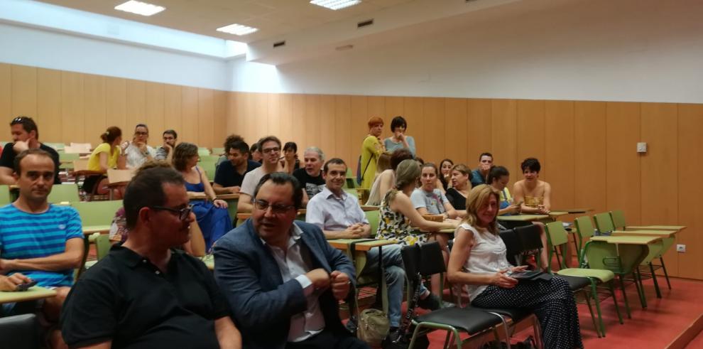Cerca de 300 docentes acreditan sus conocimientos en idiomas en la fiesta de graduación del Centro Aragonés de Lenguas Extranjeras para la Educación