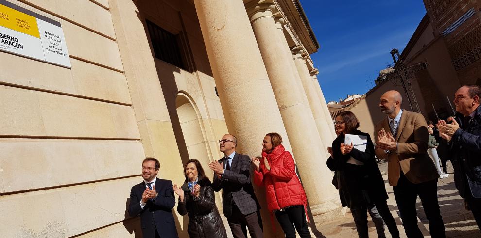 El Gobierno de Aragón reconoce la importancia del escritor Javier Sierra poniendo su nombre a la Biblioteca Pública de Teruel