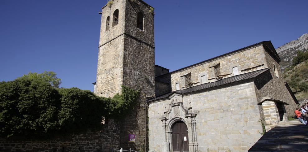 Lambán anuncia la continuidad de las obras del Real Monasterio de San Victorián