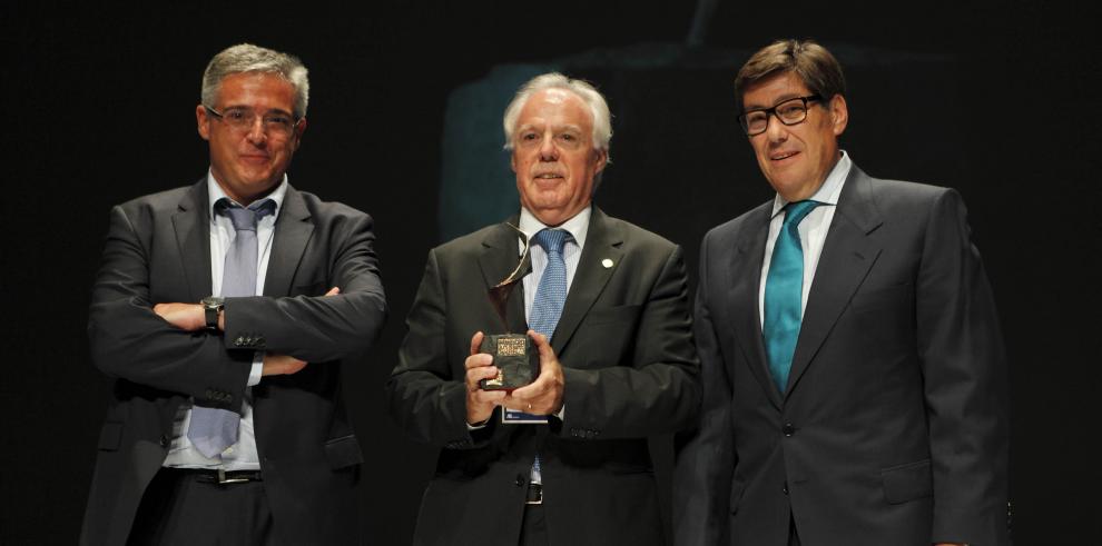 Ronal Ibérica y el Colegio Sagrada Familia reciben los Premios a la Excelencia Empresarial en Aragón 2013
