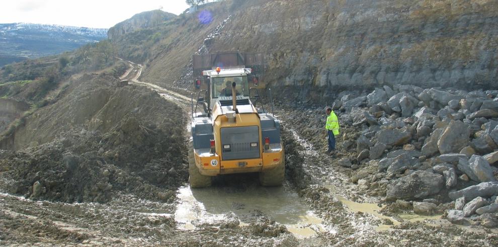 El Gobierno de Aragón licita las obras de acondicionamiento de la carretera de Villanueva a Castejón de Valdejasa por casi 8 millones de euros