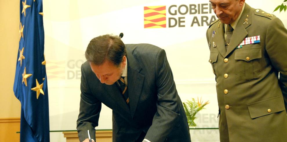 El Gobierno de Aragón y Defensa suscriben un convenio de colaboración para reforzar su colaboración en el desarrollo de la logística integral de Zaragoza