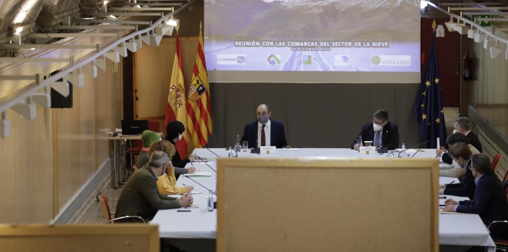 El Gobierno de Aragón estudia medidas de apoyo al sector de la nieve pactadas con empresas y administraciones locales