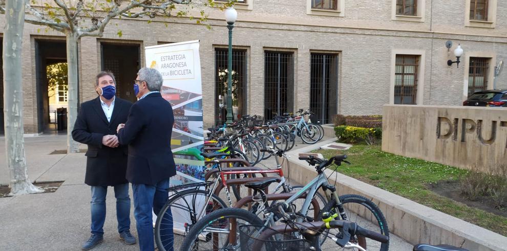 Soro destaca que la Estrategia Aragonesa de la Bicicleta es una oportunidad para mejorar la movilidad, la salud pública y generar desarrollo económico