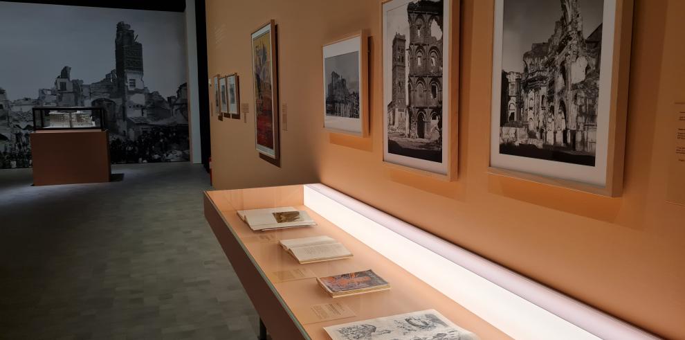 Casi 500 piezas procedentes de más de 70 prestadores conforman la exposición “Aragón y las Artes 1939-1957” 