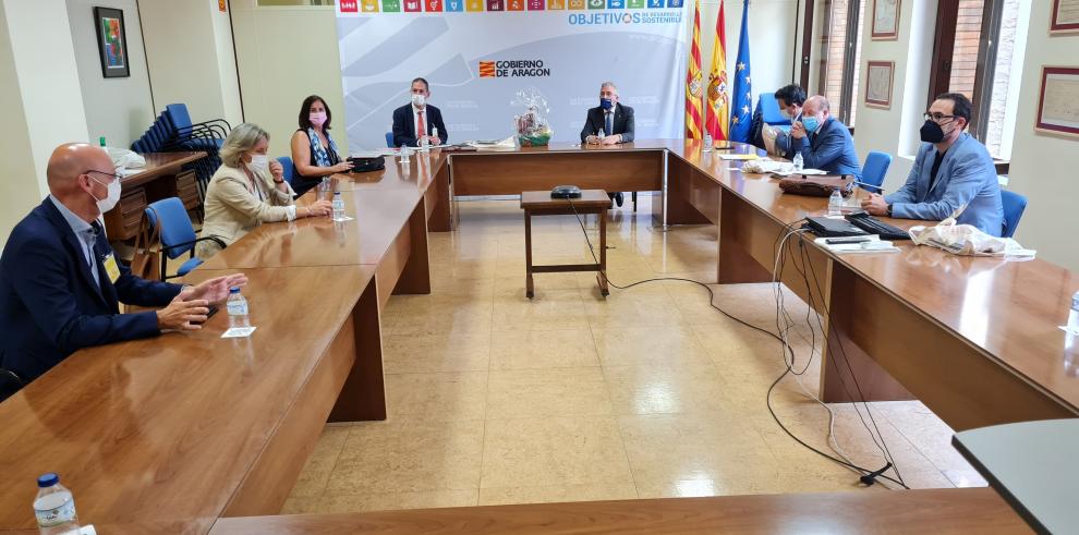 El Gobierno de Aragón y Eroski firman un acuerdo para la promoción y desarrollo de los productos agroalimentarios de la región