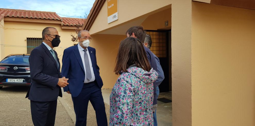 Felipe Faci destaca el empuje de la escuela rural en Argente, que duplica sus clases