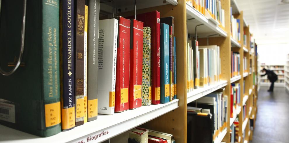 Música, cuentos o talleres de caligrafía animan la programación cultural de las bibliotecas autonómicas