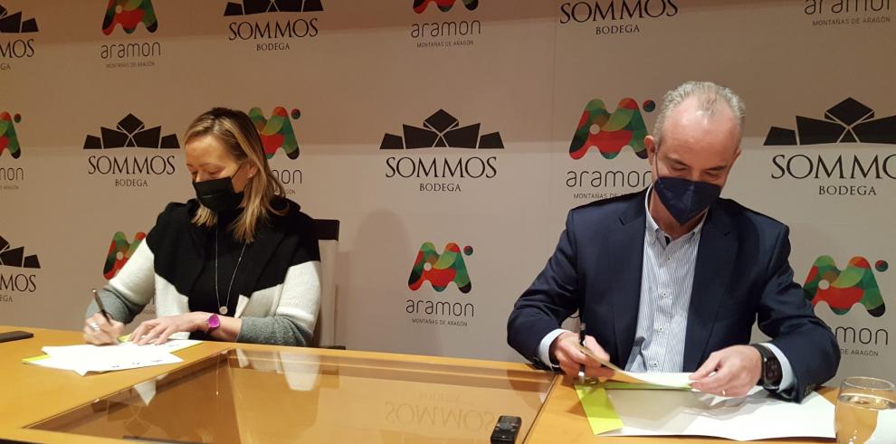 Gastón destaca el “compromiso con el territorio y la innovación" de Grupo Costa, nuevo patrocinador de Aramón a través de Bodegas Sommos