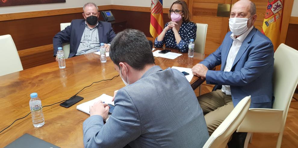 El Gobierno de Aragón y los entes locales acuerdan suspender las fiestas patronales hasta el 31 de agosto