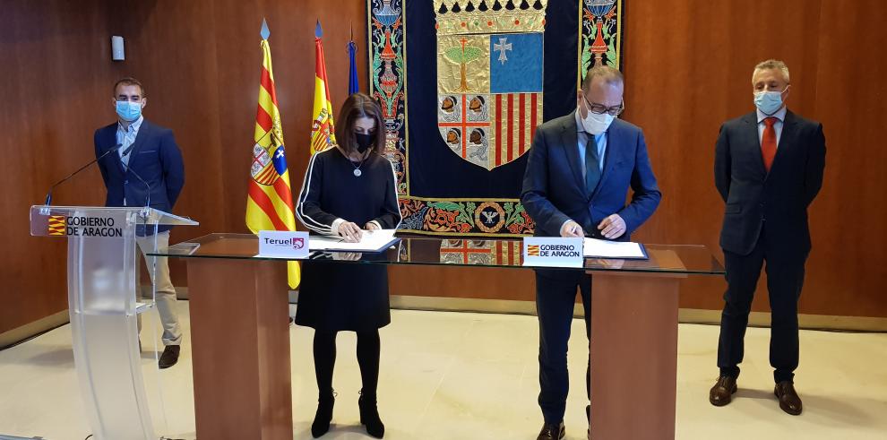 El Gobierno de Aragón y el Ayuntamiento de Teruel firman el convenio para impulsar equipamientos deportivos en la ciudad
