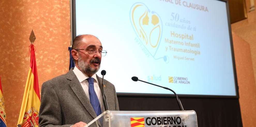 Lambán renueva el compromiso del Gobierno de Aragón con la sanidad pública y sus profesionales en acto de broche final del 50 aniversario del Hospital Infantil
