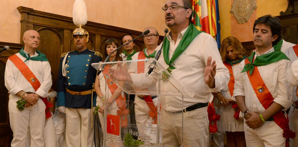 Lambán: "Por su alcance,  su originalidad y capacidad de producir diversión, las fiestas de San Lorenzo son las fiestas de todo Aragón"
