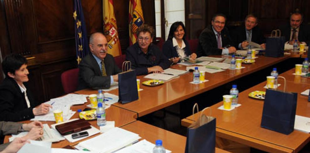 Alberto Larraz presenta el proyecto de Presupuestos en el pleno del Consejo Económico y Social de Aragón