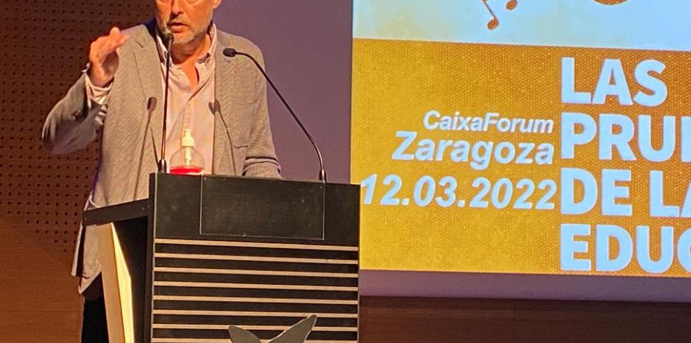 Los docentes aragoneses debaten sobre investigación educativa en Zaragoza