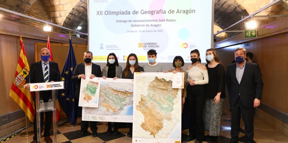 La alumna Eva Maté ganadora de la XII Olimpiada de Geografía de Aragón