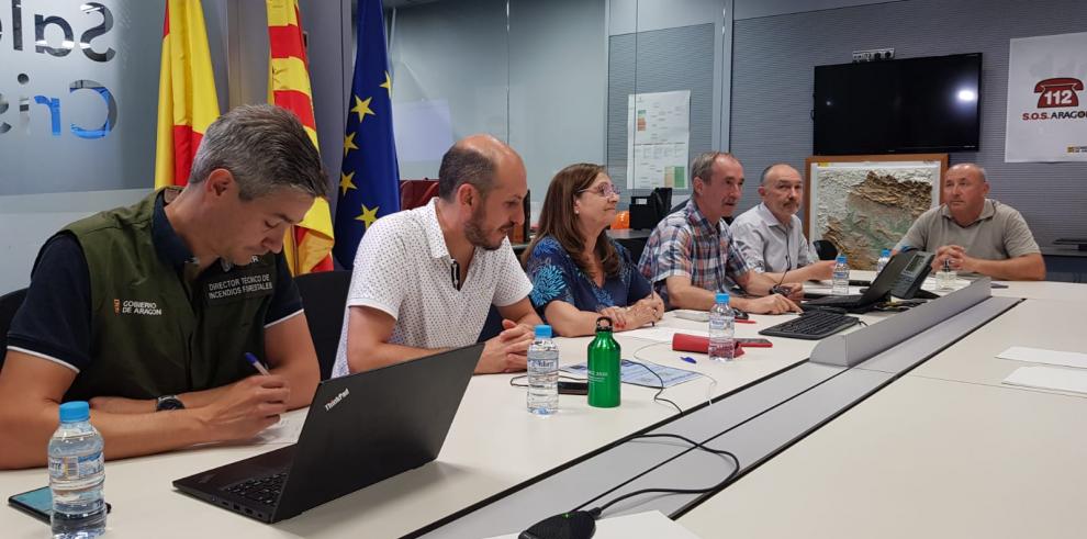 Reunión del CECOPI para evaluar la situación de los incendios de Castejón de Tornos y de Sigüés