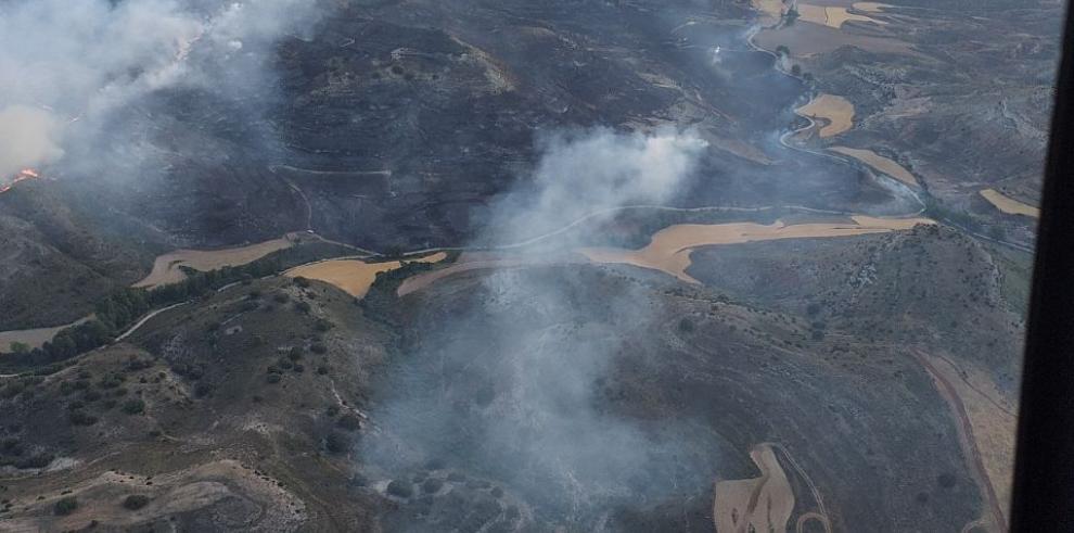 Imagen del incendio forestal de Lechago a última hora de la tarde.