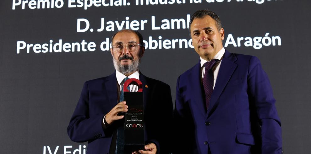 Lambán recoge el Premio Especial en la IV Edición de la Noche del Clúster de Automoción de Aragón