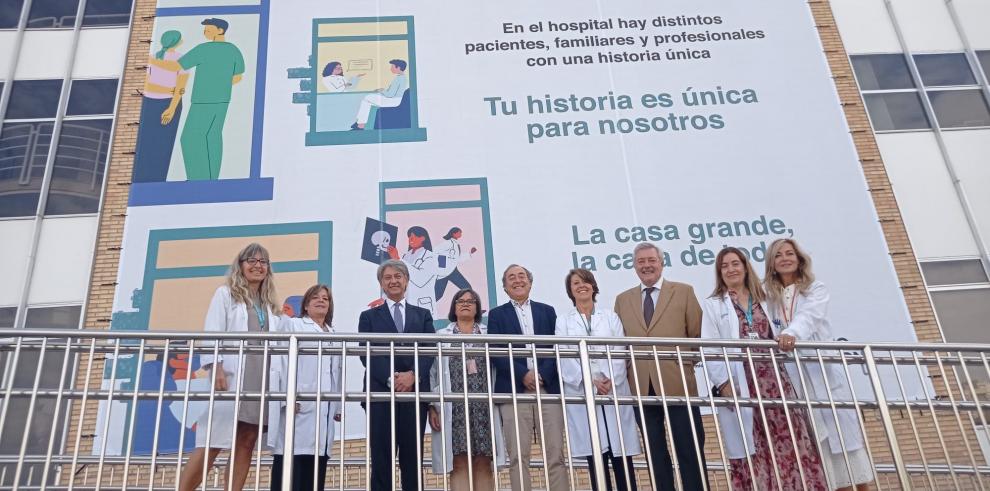 El Hospital Infantil de Zaragoza ha estrenado nueva lona.