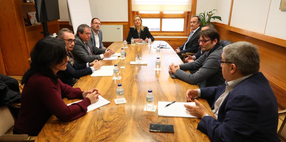 Reunión de Marta Gastón con los promotores de un nuevo proyecto empresarial