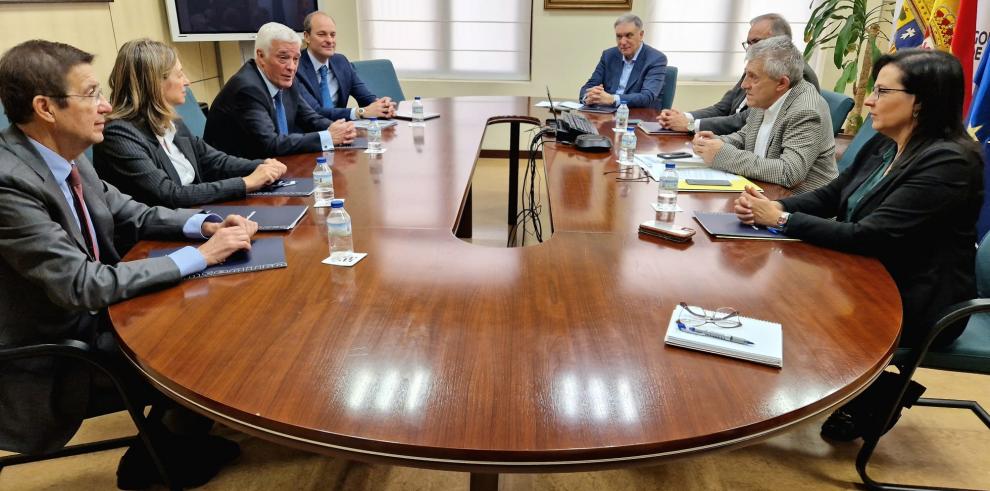 Imagen del artículo El Departamento de Agricultura, Ganadería y Alimentación se reúne con el presidente de Agroseguro