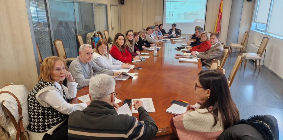 Imagen del artículo El Salud expone ante los sindicatos las medidas para fidelizar el talento MIR en Aragón